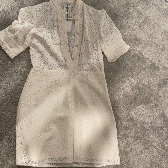 Dress - Picture 4 of 4